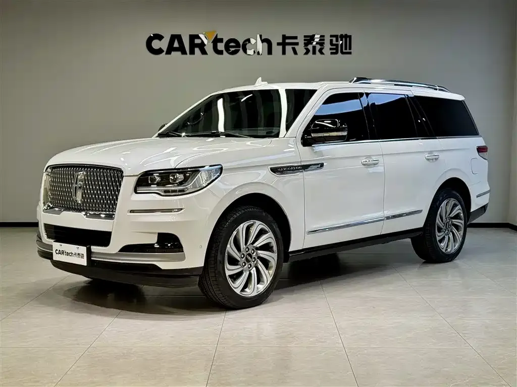 Lincoln Navigator — фото 1