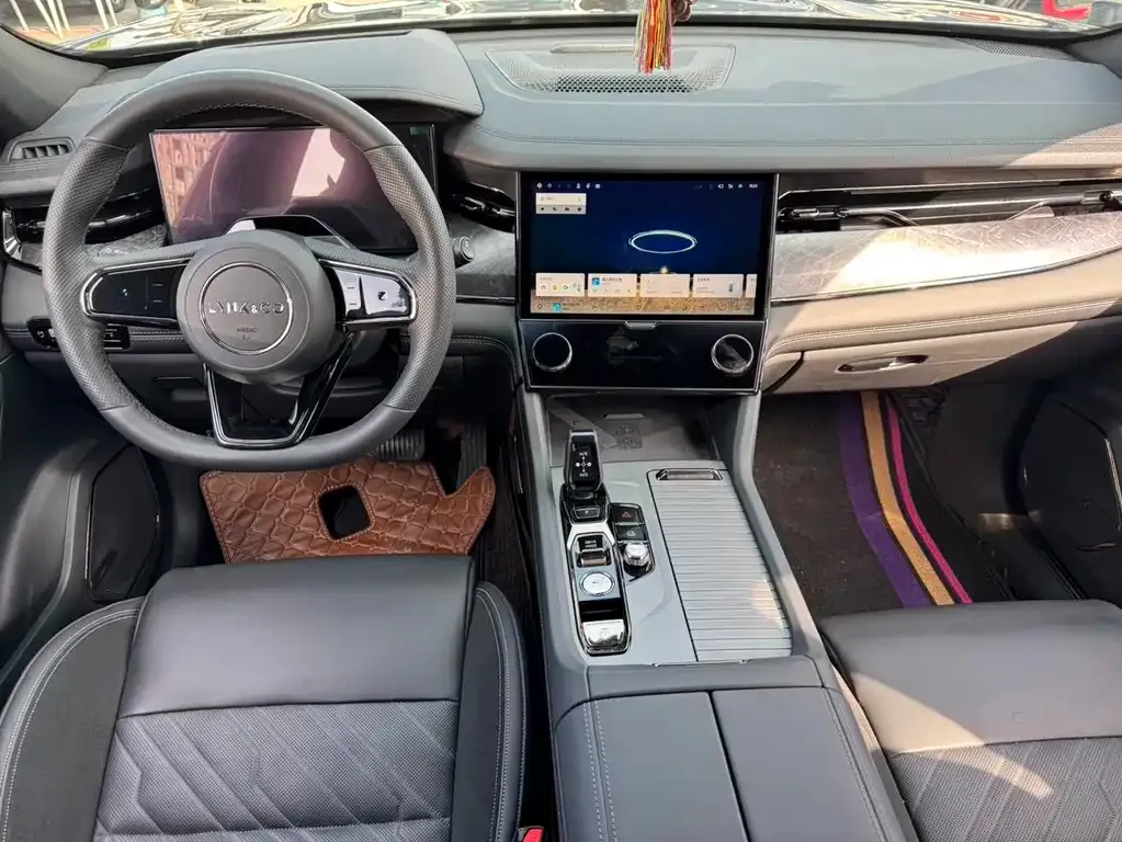 Lynk & Co 09 PHEV 2022 из CN, фото 10