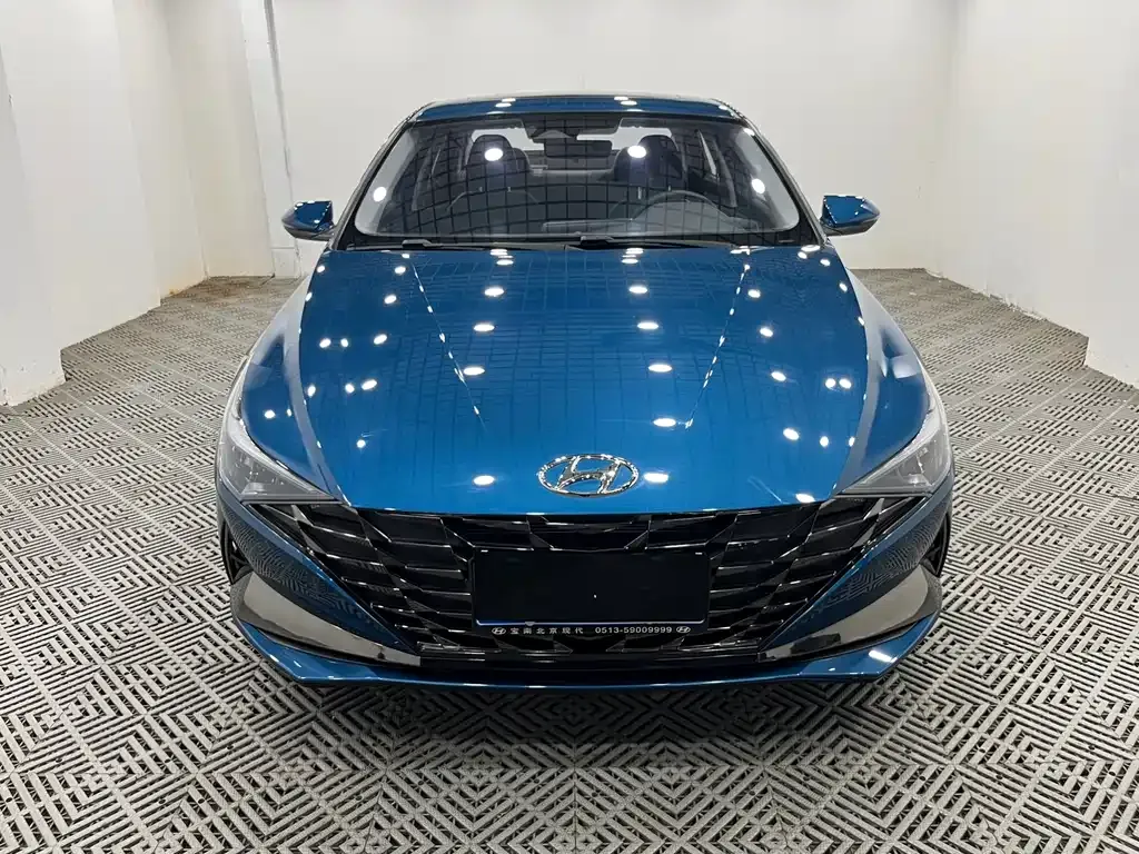Hyundai Elantra 2023 из CN, фото 3