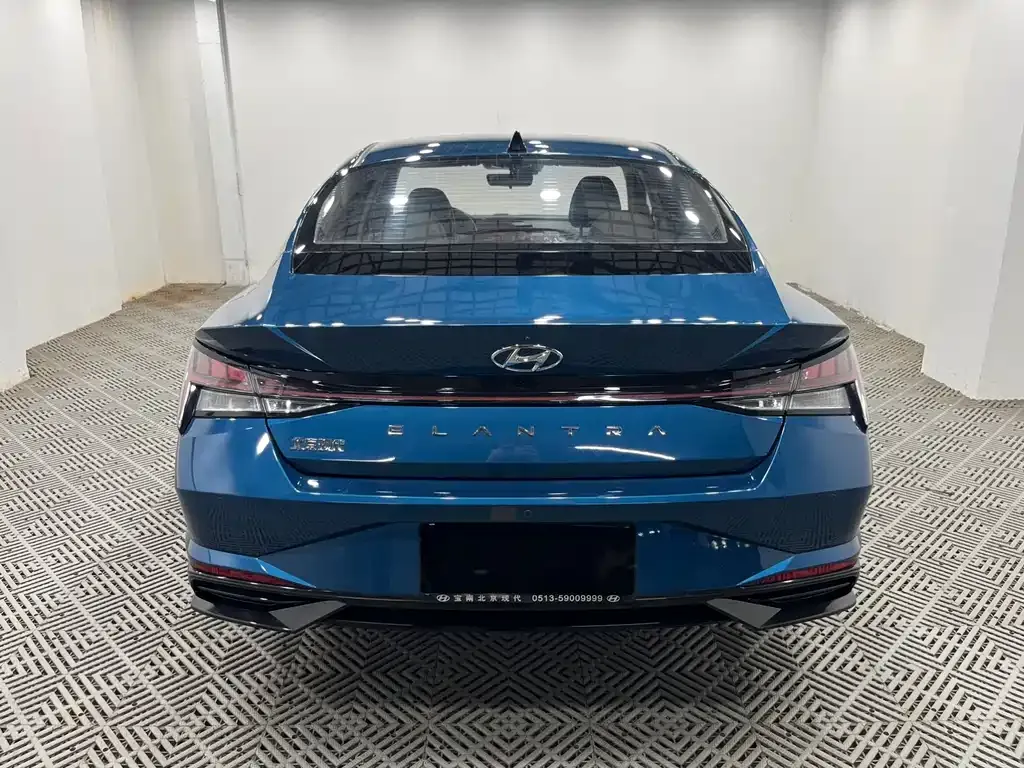Hyundai Elantra 2023 из CN, фото 7