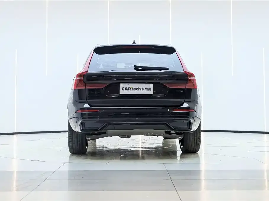 Volvo XC60 — фото 3