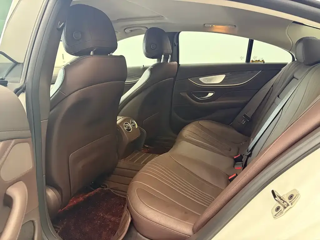 Mercedes-Benz CLS — фото 3