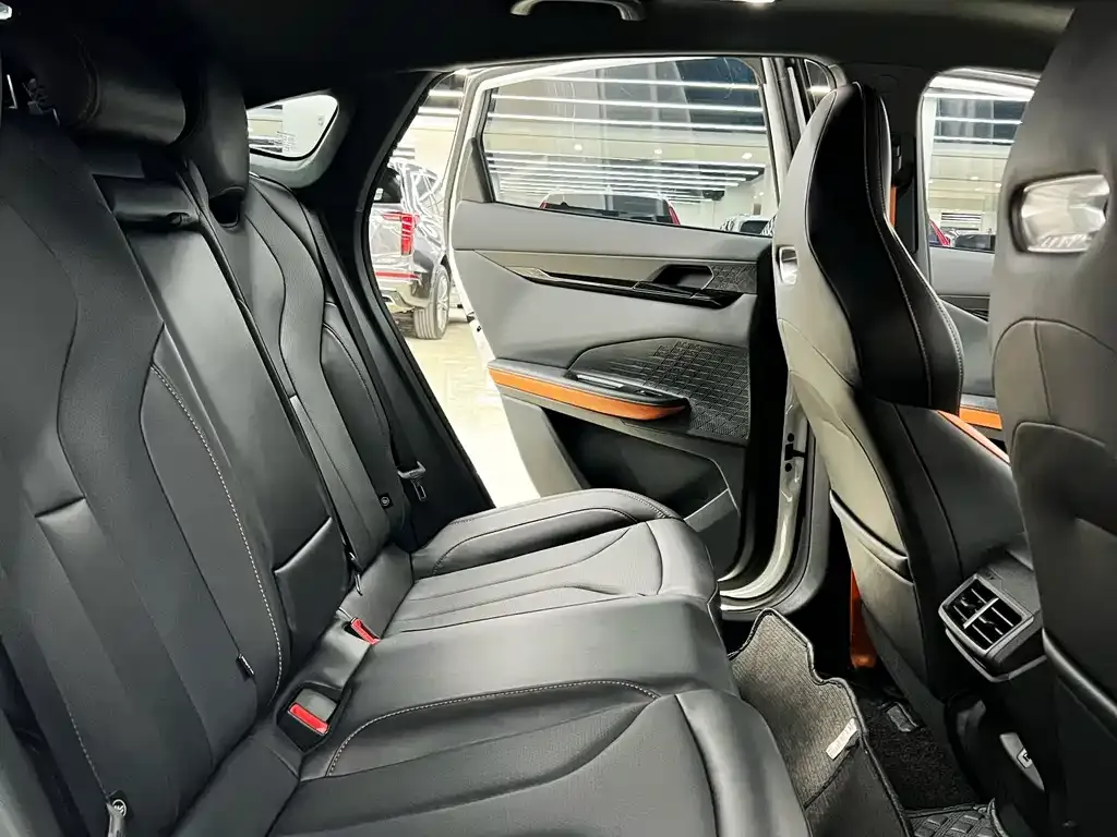 Changan UNI-V 2023 из CN, фото 6