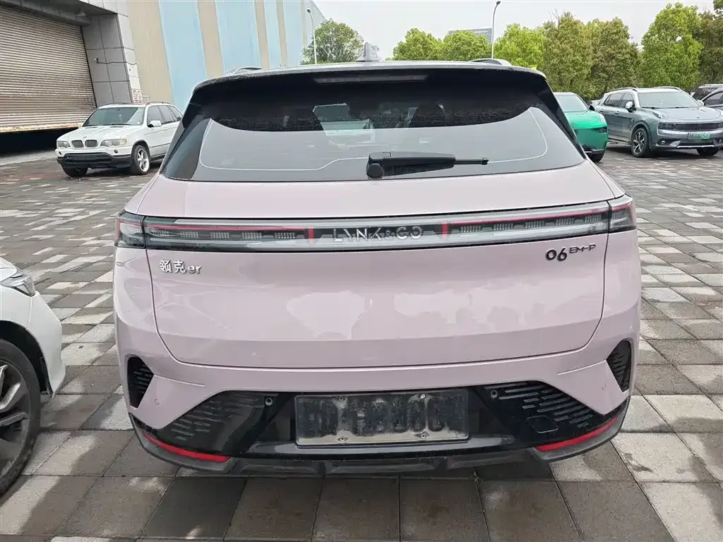Lynk & Co 06 EM-P 2024 из CN, фото 9