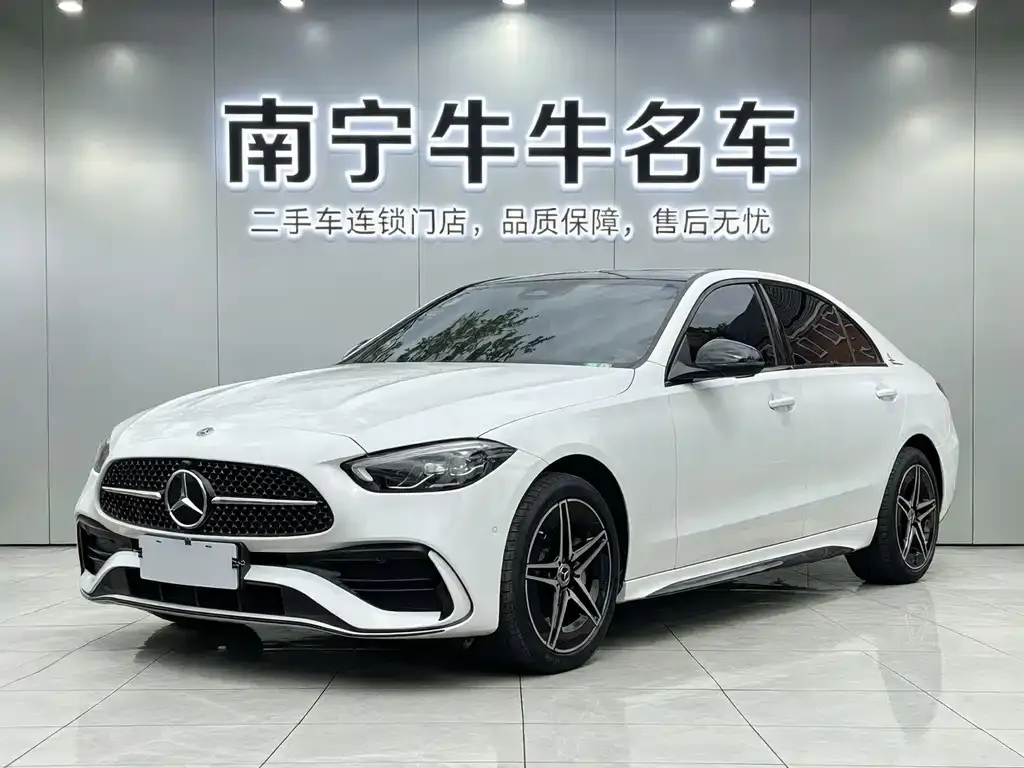 Mercedes-Benz C-Class — фото 1