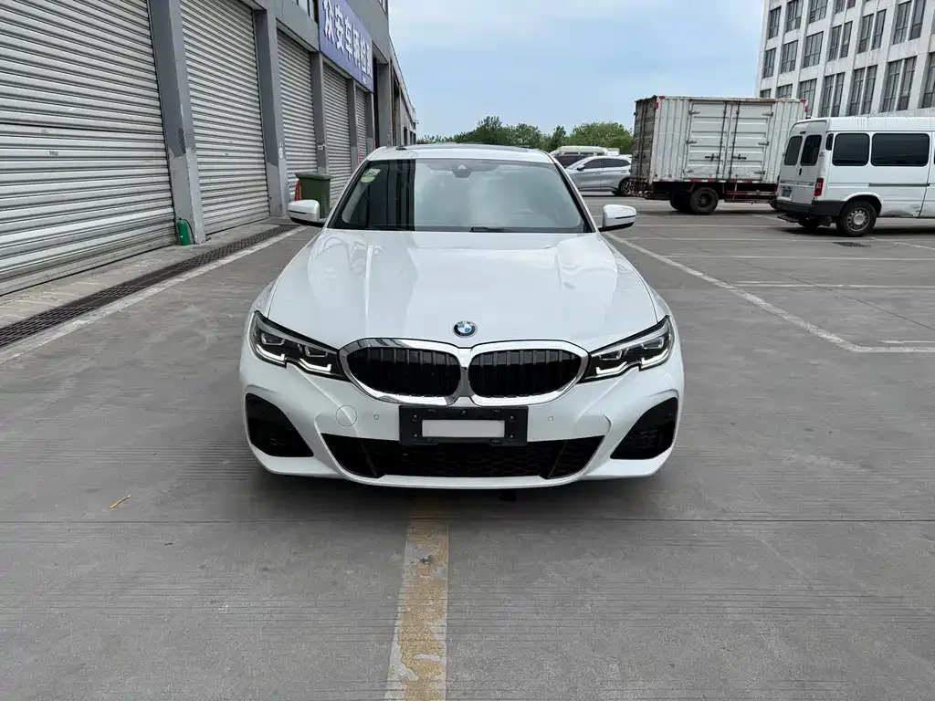 BMW 3 Series 2021 из CN, фото 9