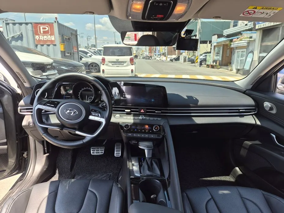 Hyundai AVANTE 2022 из KR, фото 2
