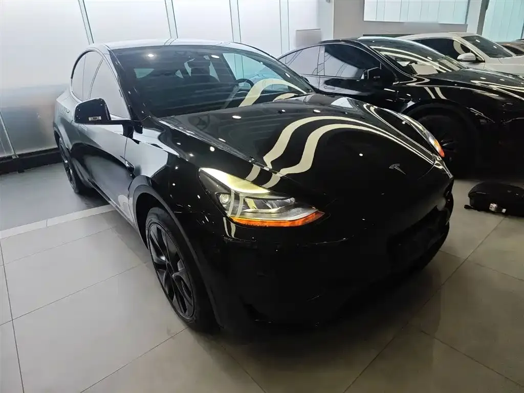 Tesla Model Y 2024 из CN, фото 5
