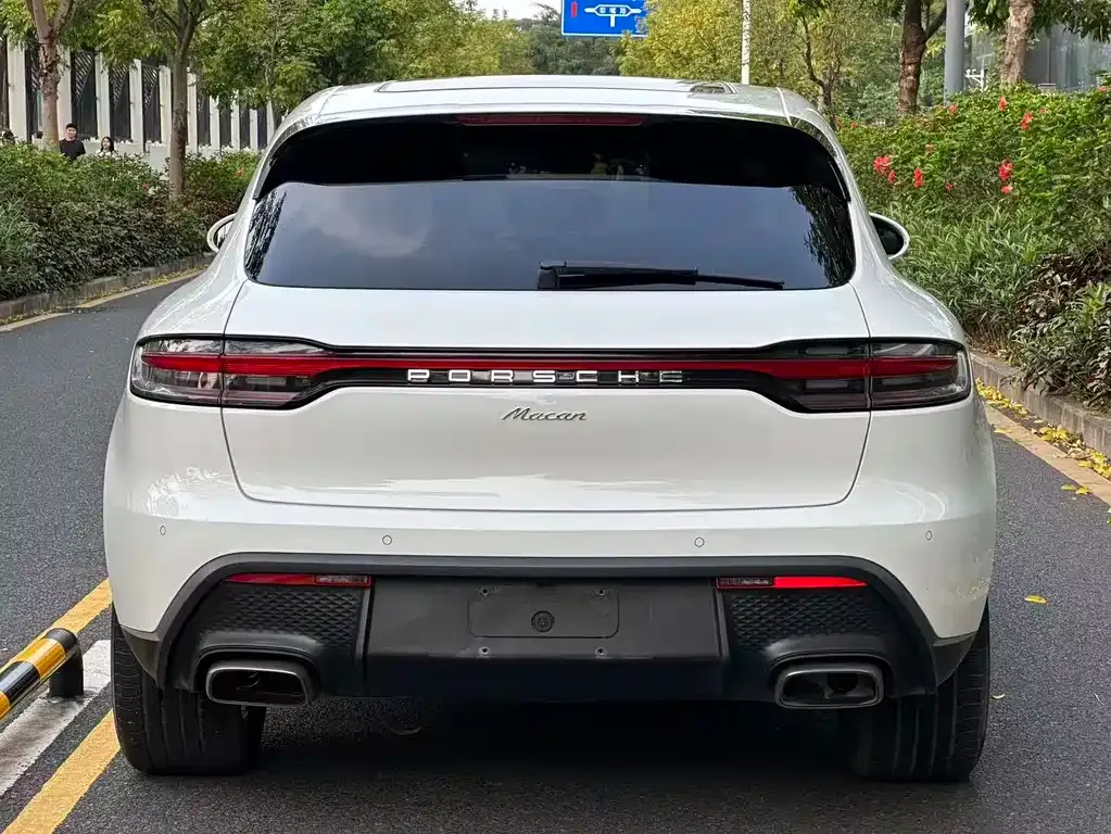 Porsche Macan — фото 7