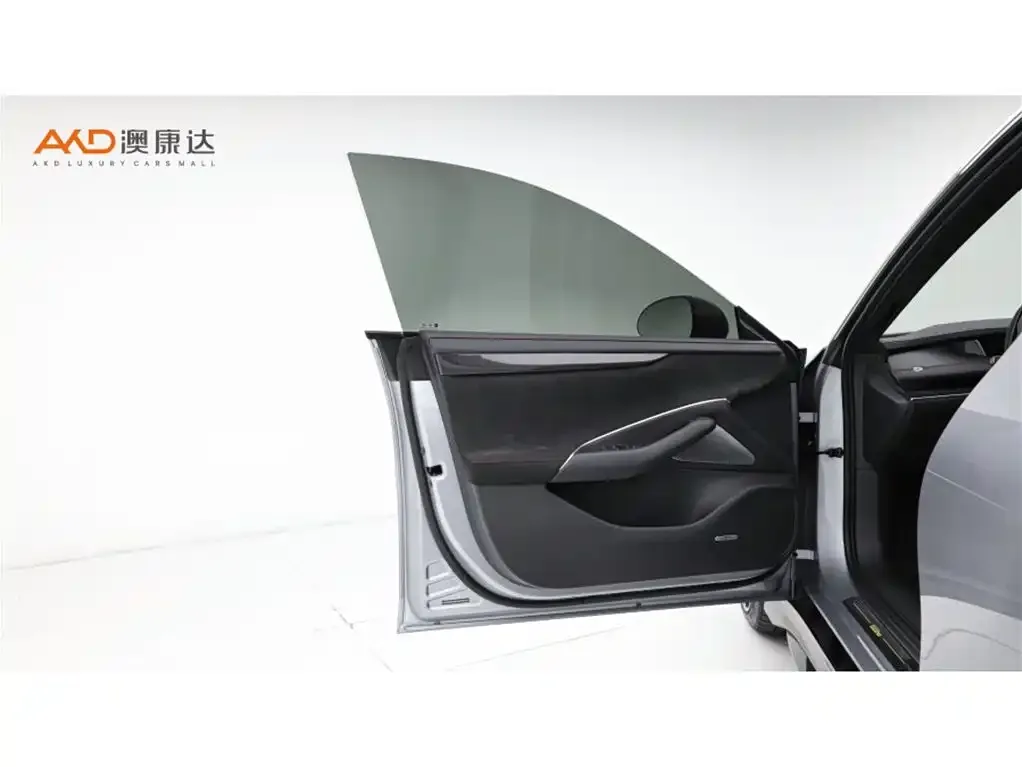 Xiaomi SU7 Ultra 2025 из CN, фото 9