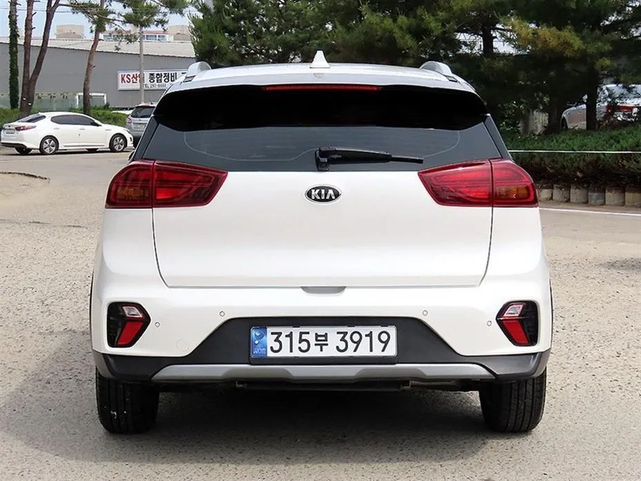 Kia Niro — фото 7