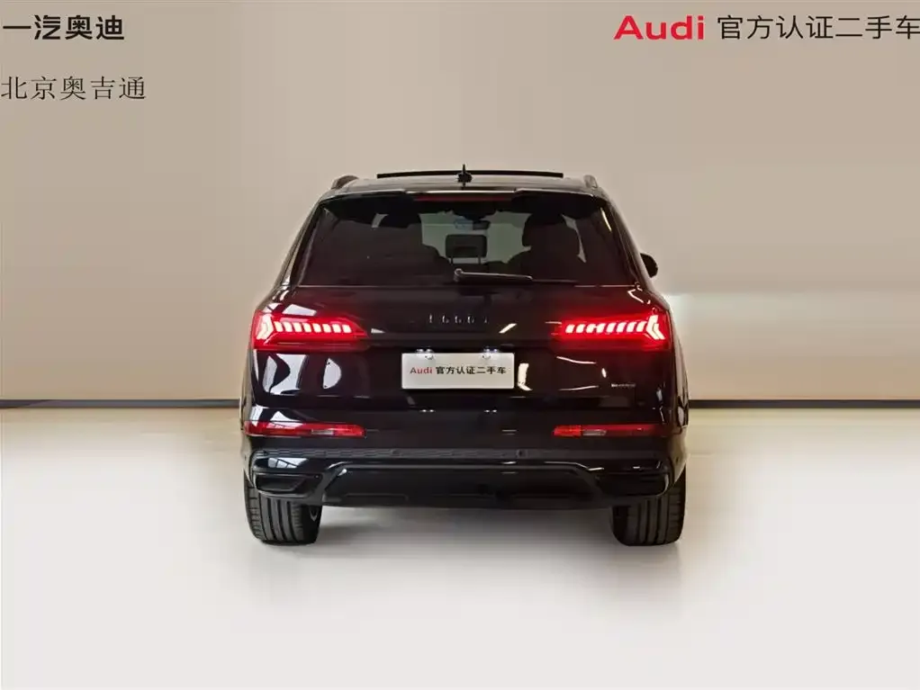 Audi Q7 — фото 6