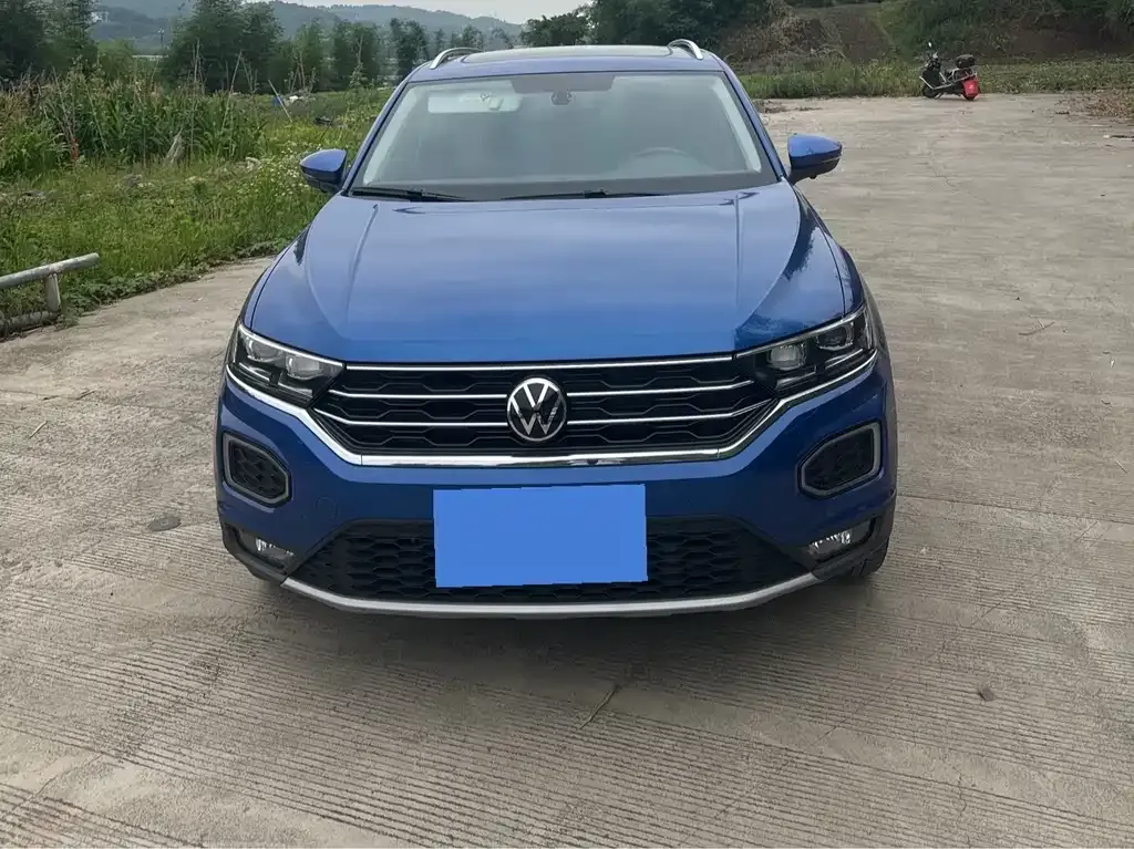 Volkswagen T-Roc — фото 7