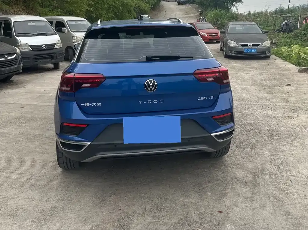 Volkswagen T-Roc — фото 2