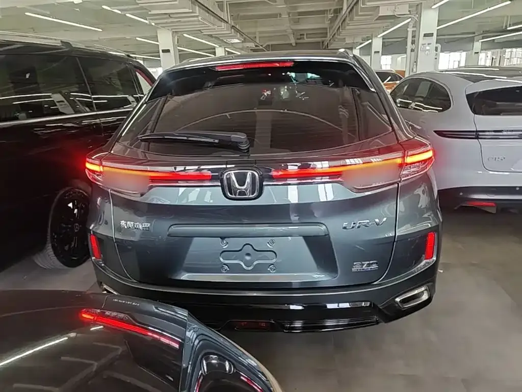 Honda UR-V — фото 5