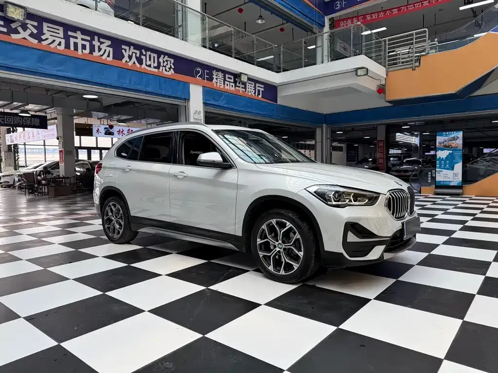 BMW X1 — фото 2