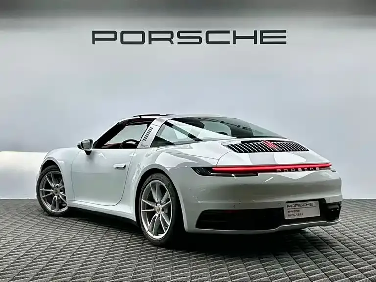 Porsche 911 2022 из CN, фото 8