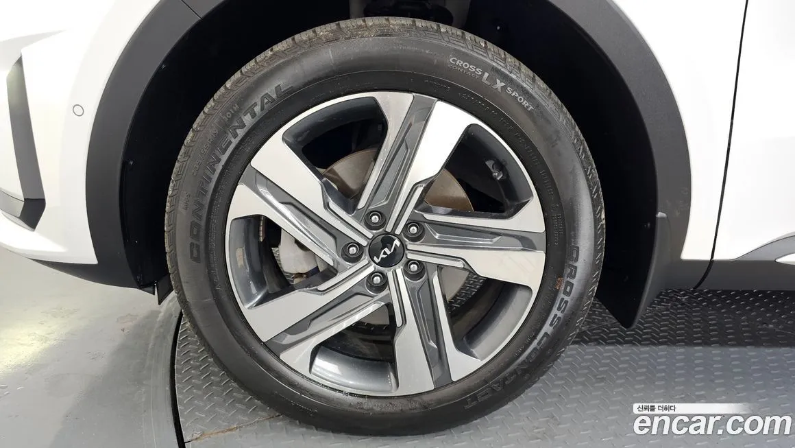 Kia Sorento — фото 6