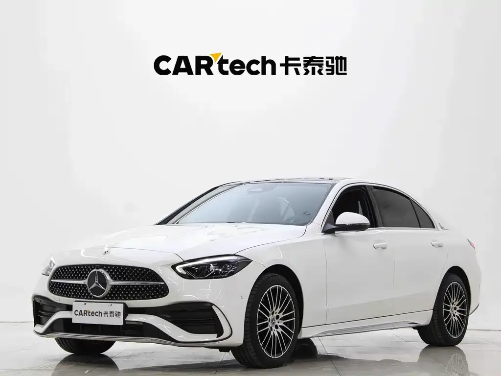 Mercedes-Benz C-Class — фото 1