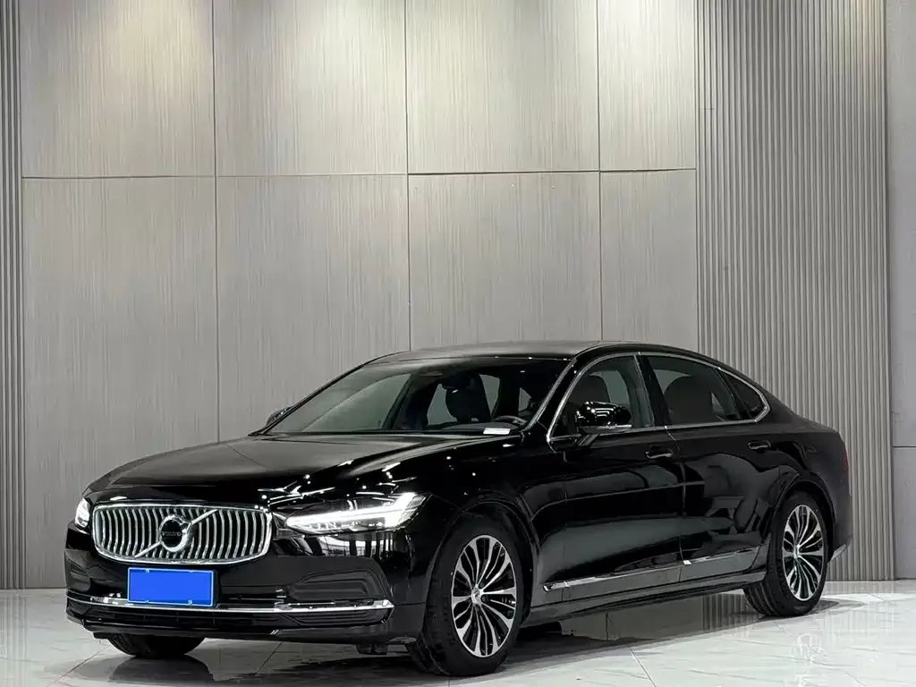 Volvo S90 2024 из CN, фото 1