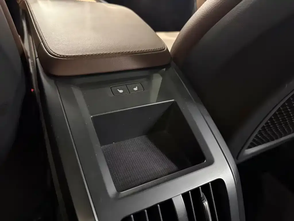 Volvo S90 2024 из CN, фото 5
