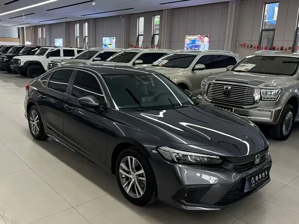 Honda Civic — фото 1