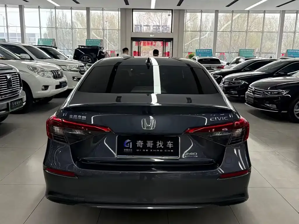 Honda Civic — фото 6