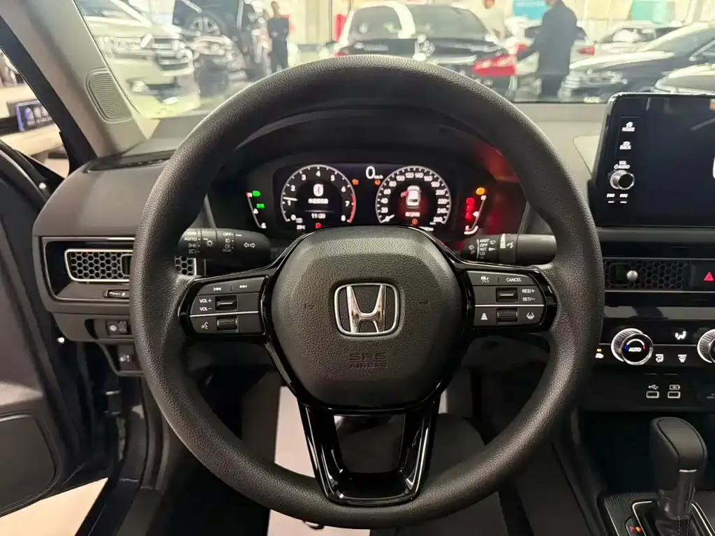 Honda Civic — фото 8