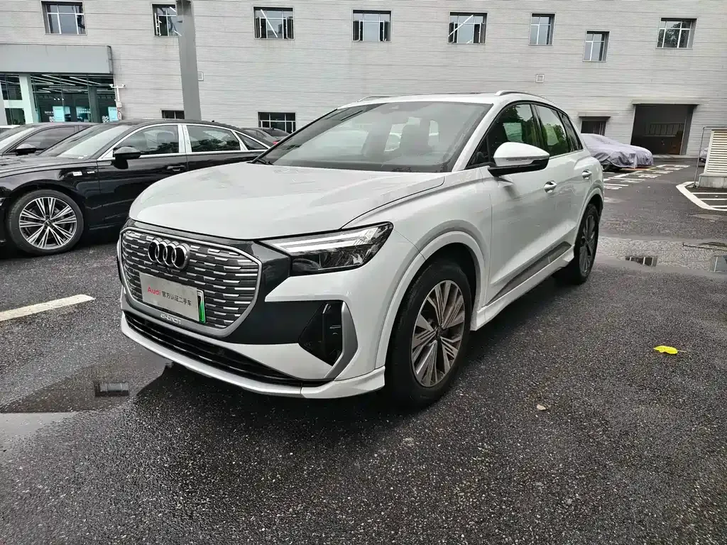 Audi Q4 e-tron 2025 из CN, фото 1