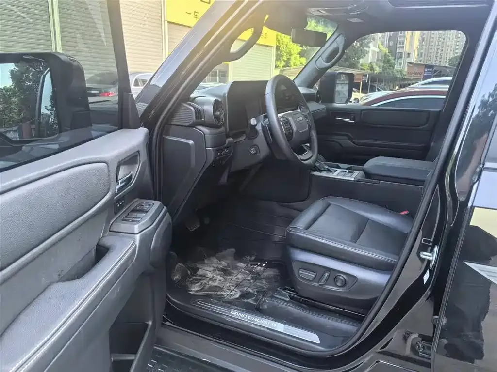 Toyota Prado 2025 из CN, фото 4