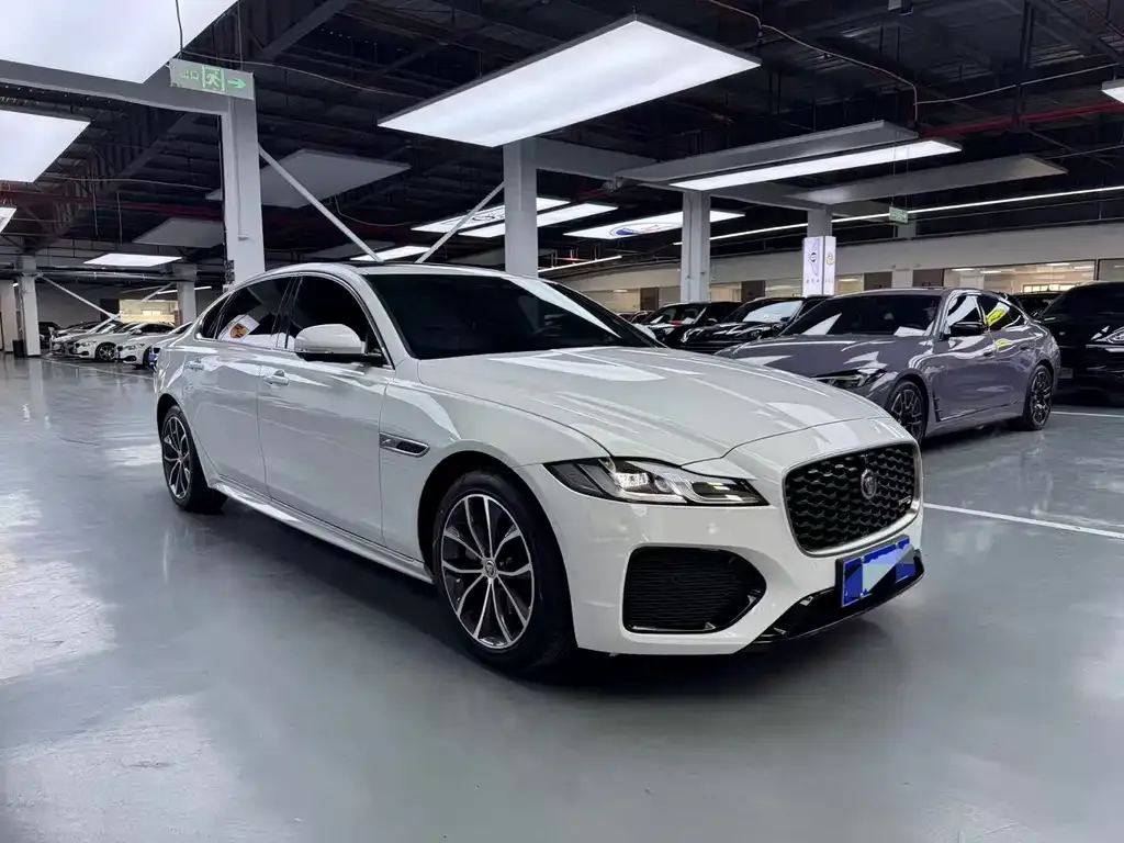 Jaguar XFL 2023 из CN, фото 10