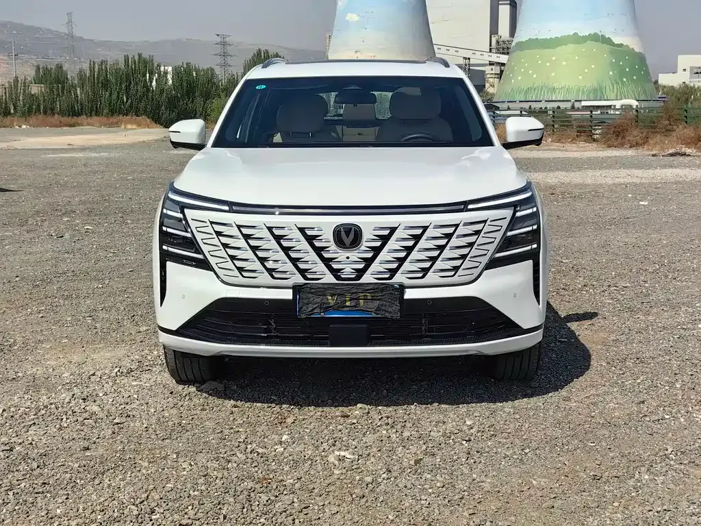 Changan CS75PLUS — фото 10