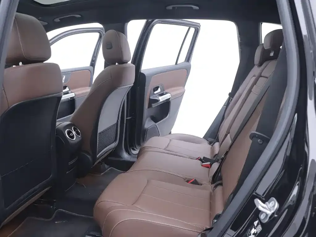 Mercedes-Benz GLB 2025 из CN, фото 2