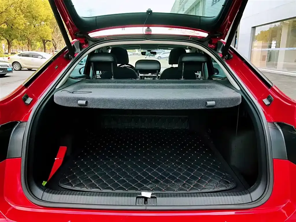 Volkswagen Tiguan X 2021 из CN, фото 10