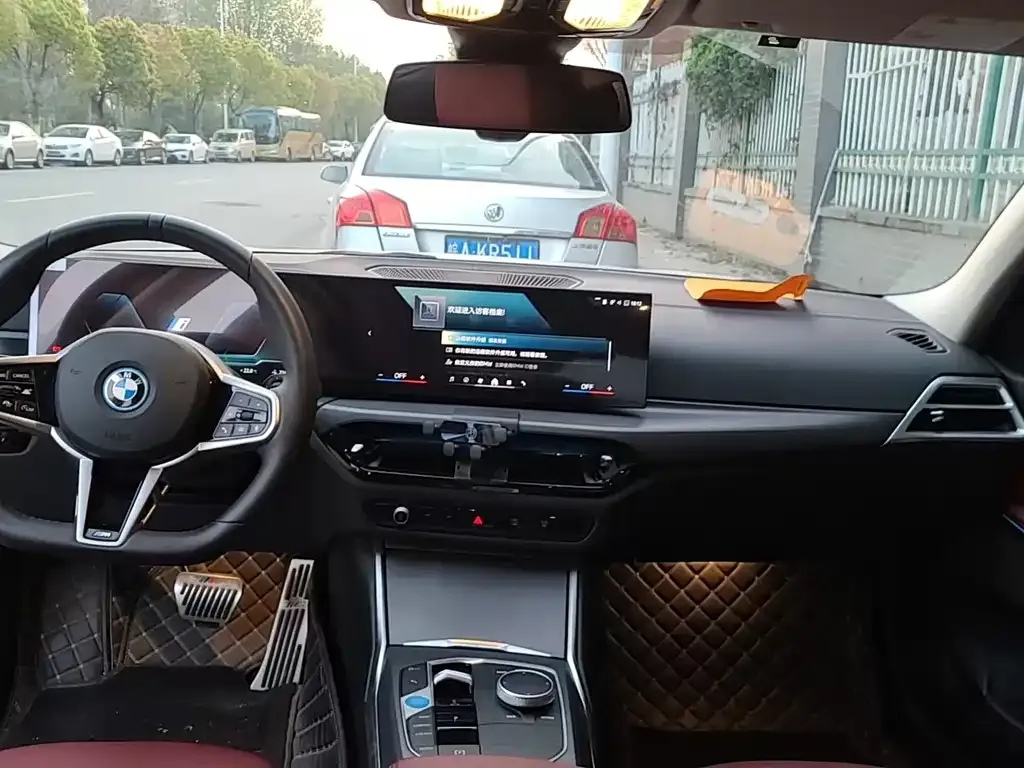 BMW i3 — фото 3