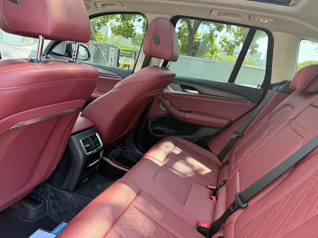 BMW X3 2022 из CN, фото 3