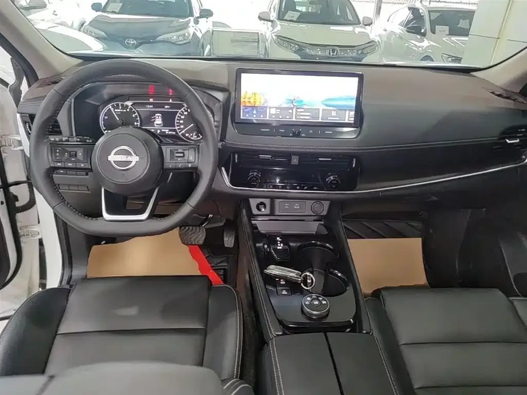 Nissan X-Trail — фото 2