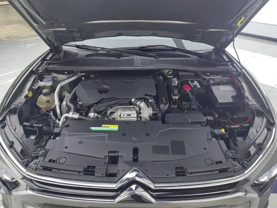 Citroen C5 X 2023 из CN, фото 8