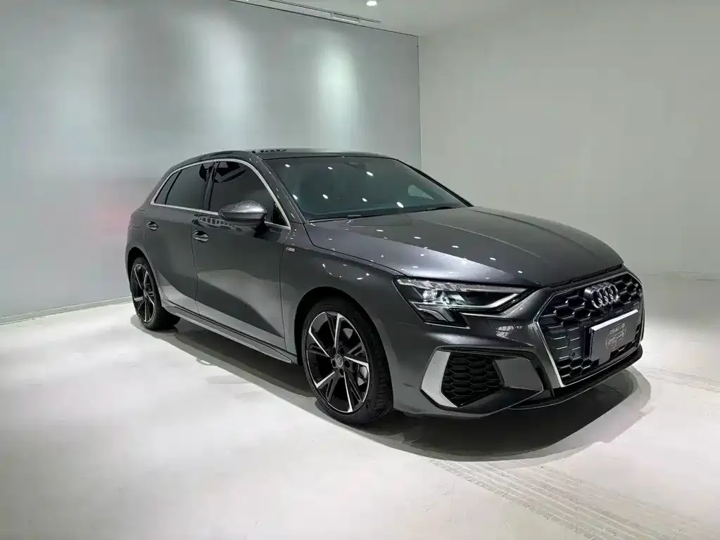 Audi A3 2022 из CN, фото 2