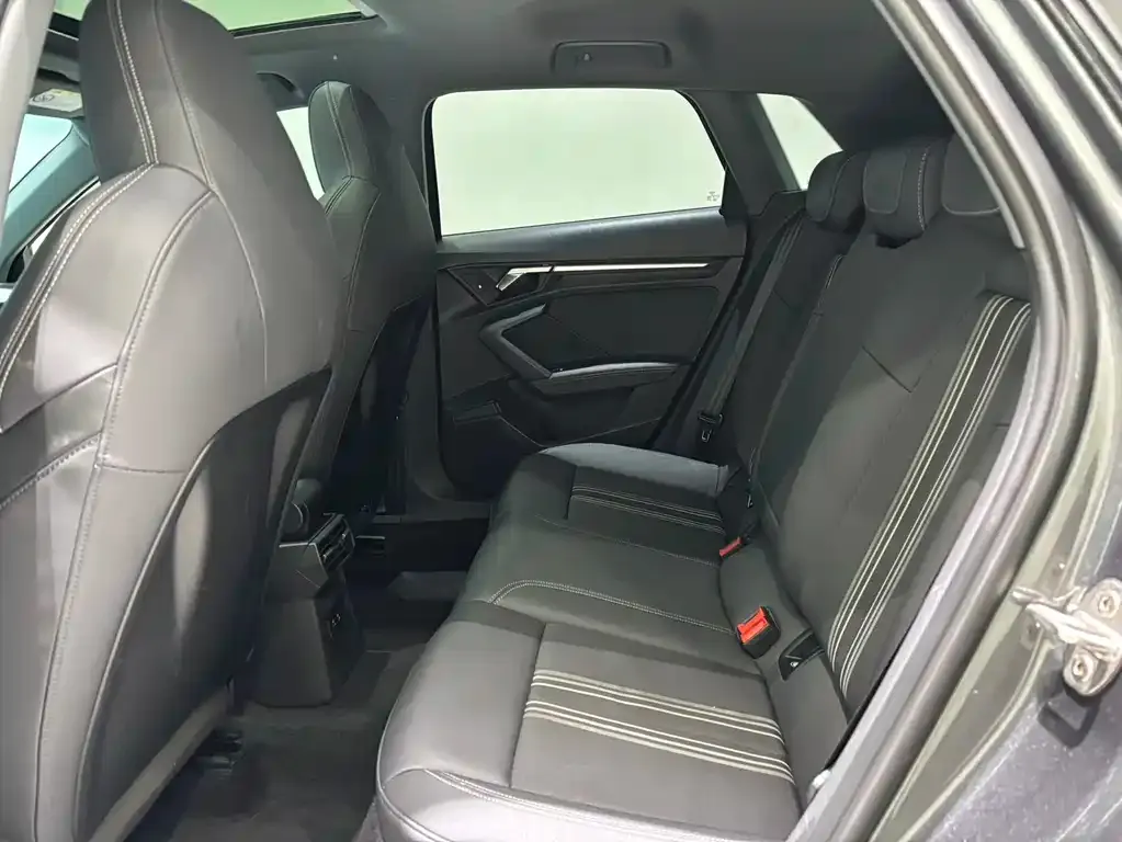 Audi A3 2022 из CN, фото 4