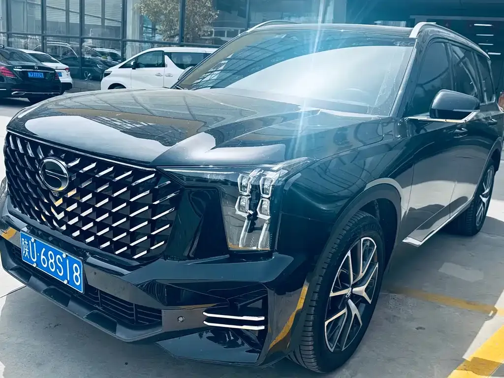 GAC Motor Trumpchi GS8 — фото 1