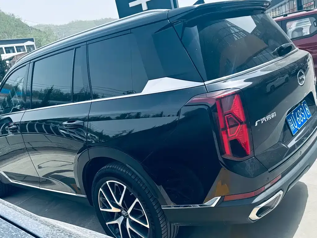 GAC Motor Trumpchi GS8 — фото 8