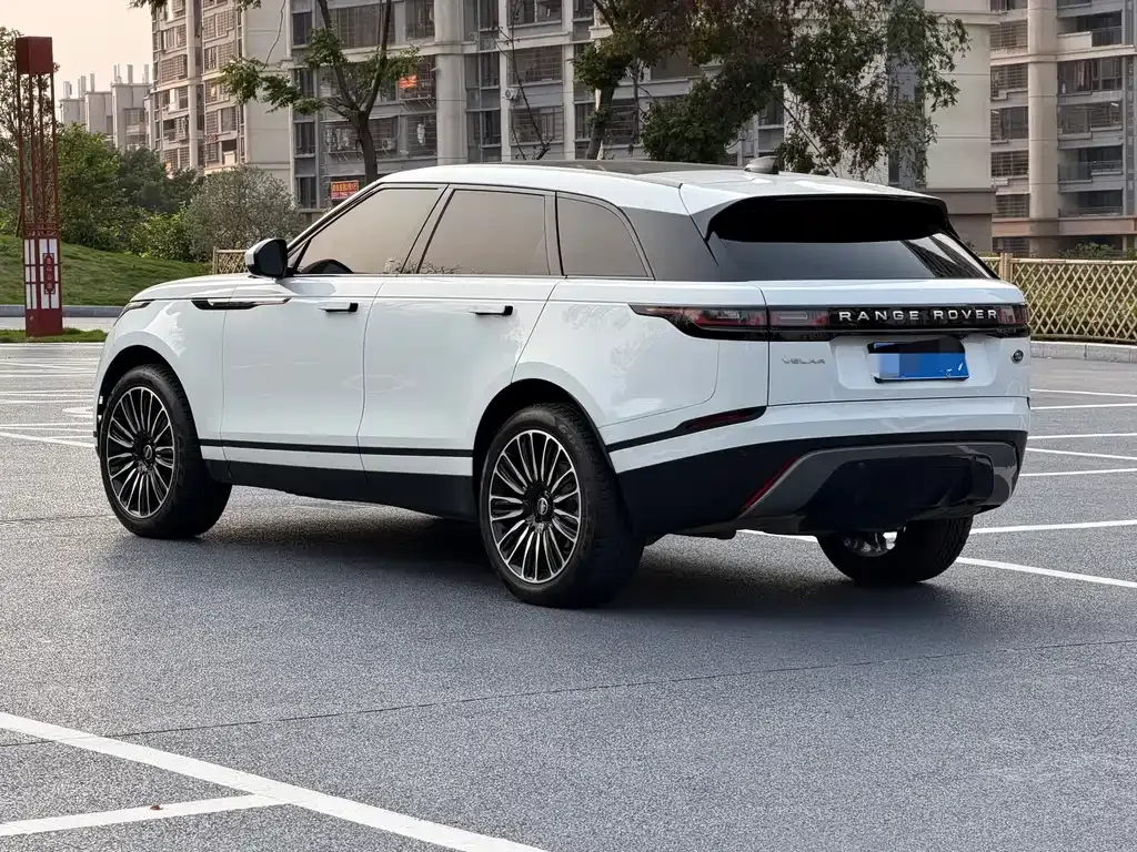 Land Rover Velar — фото 6