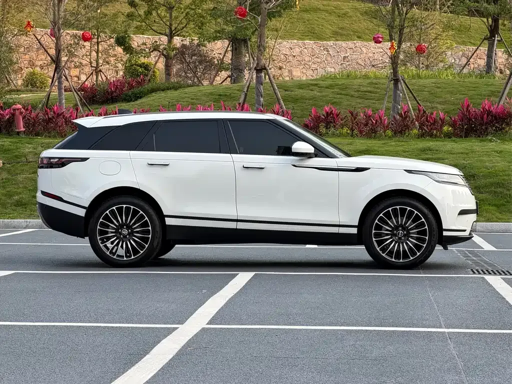 Land Rover Velar — фото 9