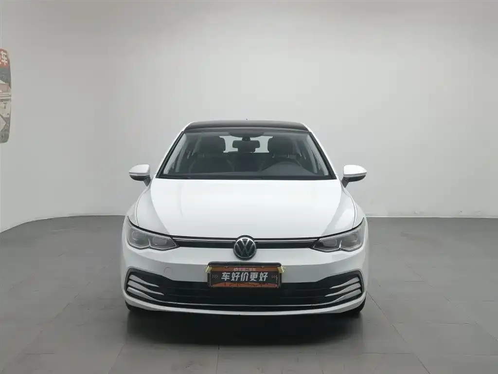 Volkswagen Golf 2021 из CN, фото 2