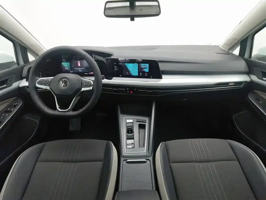 Volkswagen Golf 2021 из CN, фото 9