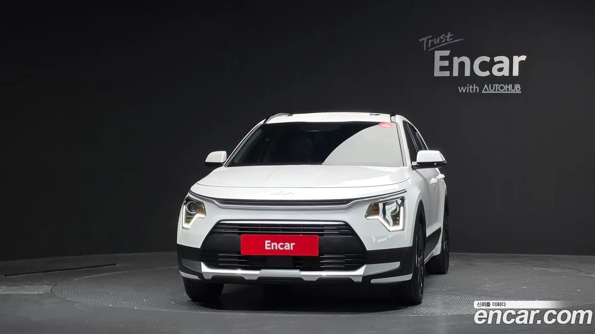 Kia Niro — фото 10