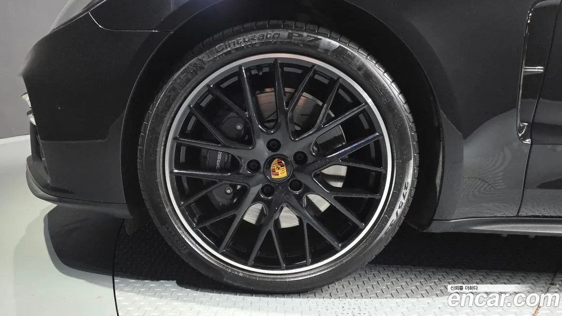 Porsche Panamera 2023 из KR, фото 8