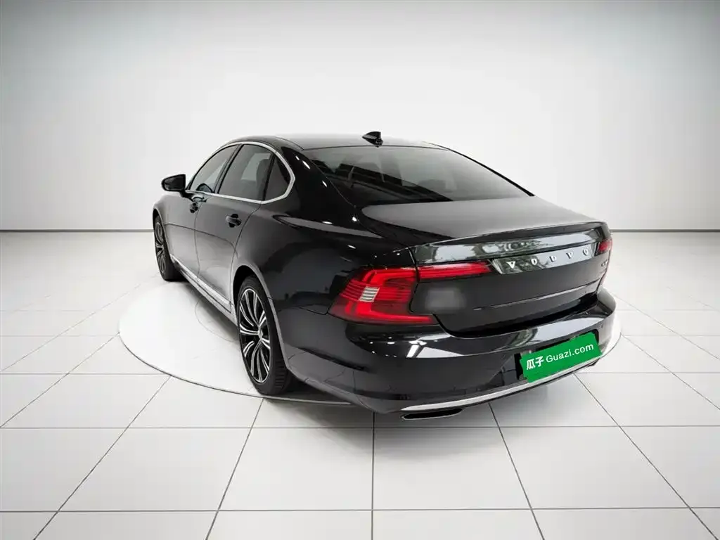Volvo S90 — фото 4