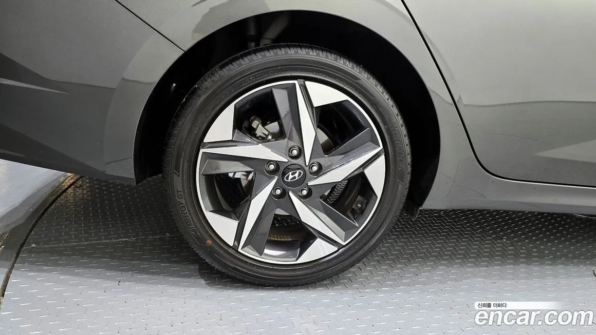 Hyundai AVANTE — фото 6